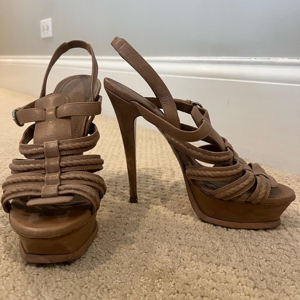 YSL Heels - Picture 2 of 10